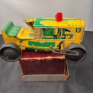 V. NICE Vintage MARX #5 Climbing Tractor Tin Yellow/Green Windup 9X5X4.5''